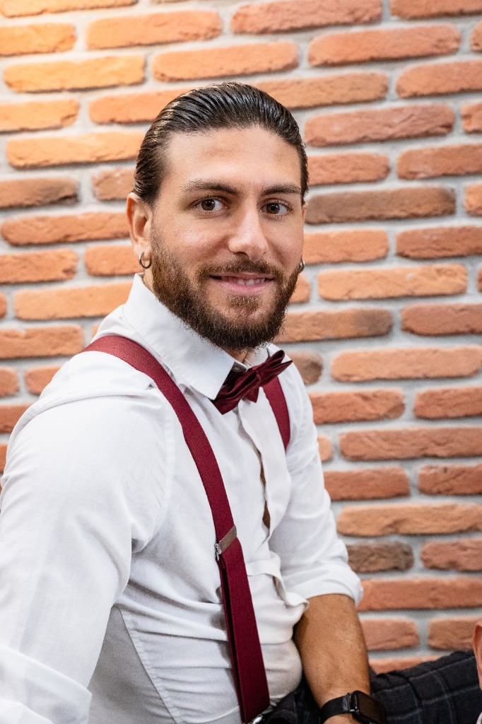 Davide Giorgi, barbiere di terza generazione a Men's Barber