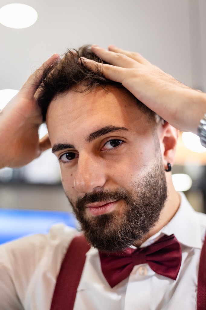 Manuel, barbiere a Men's Barber Latina