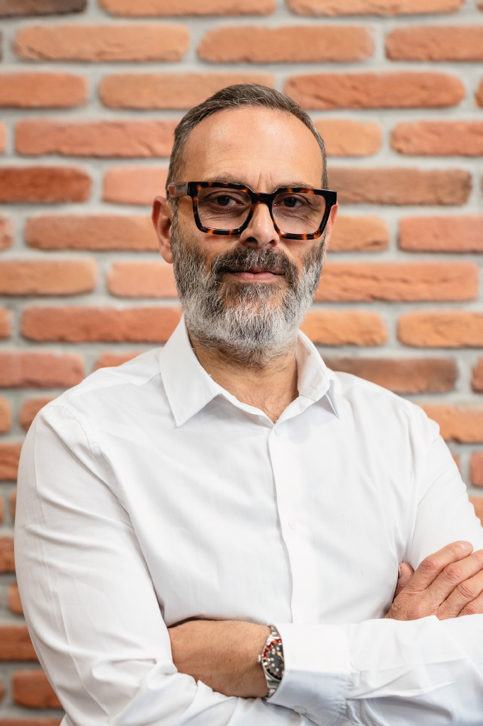Massimo Giorgi, maestro barbiere a Men's Barber